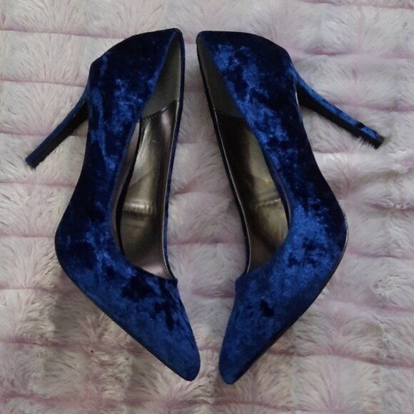 Carlos By Carlos Santana Blue Crushed Velvet 4 Inch Stiletto Heel Pumps Size 6.5 - Picture 3 of 11